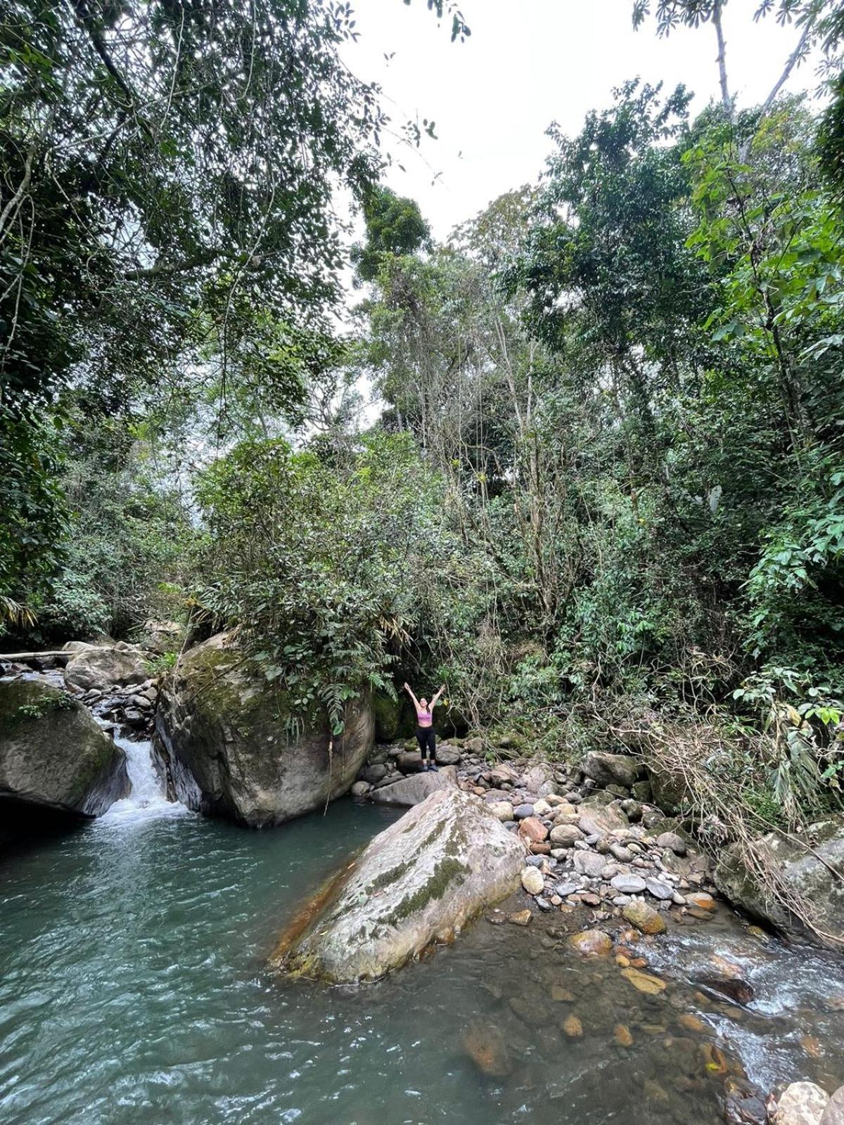 Villa Finca Jardin Del Agua à Sasaima Extérieur photo